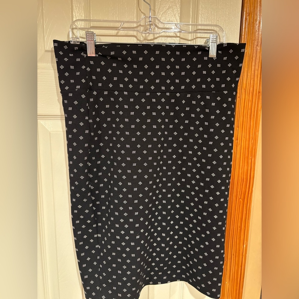 LuLaRoe Cassie skirt (L)